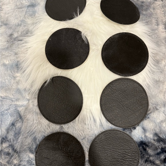 Set of 8 pcs Circular Coasters for Drinks, Glass & Cups Stain Protection - Picture 3 of 3